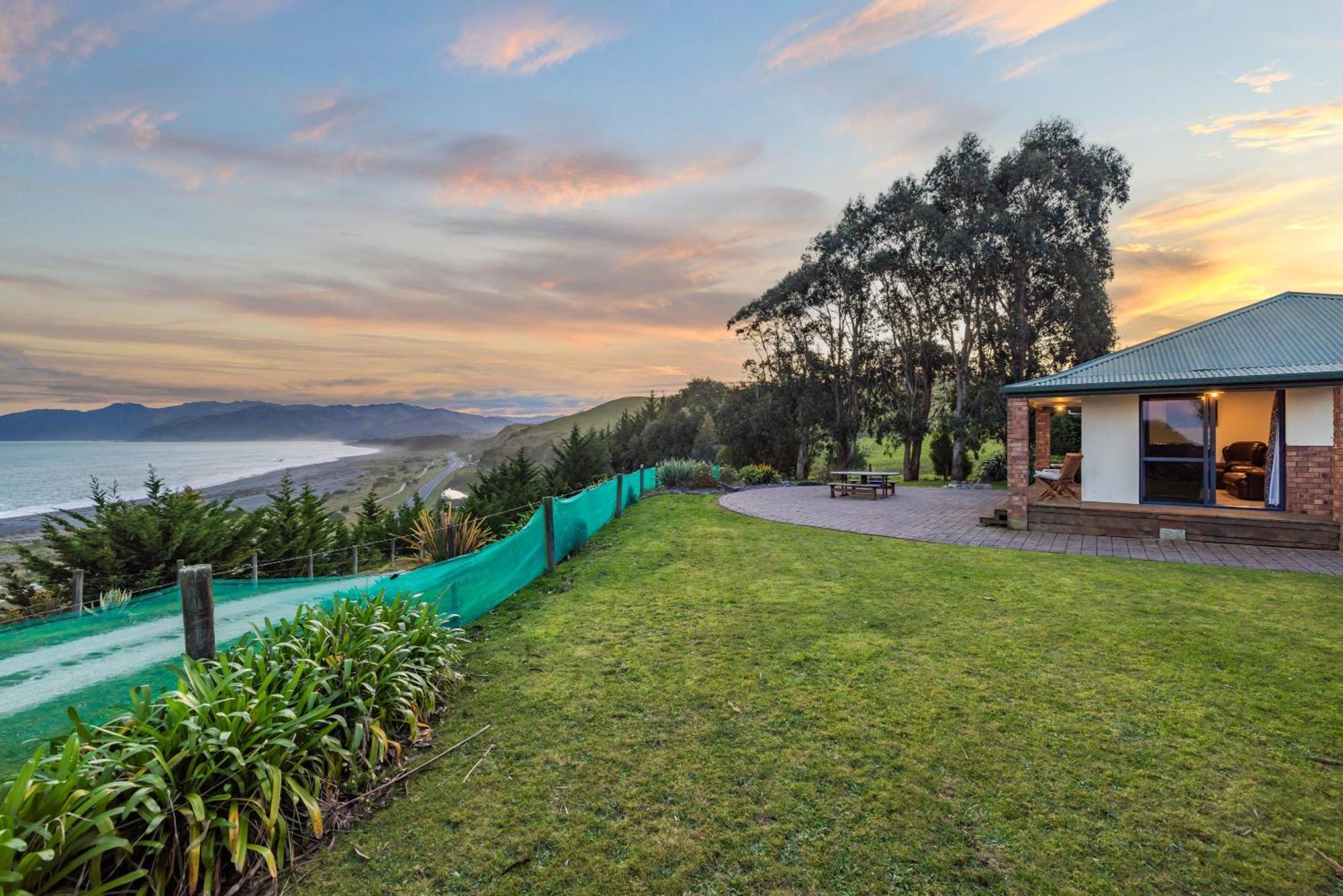 Villa Ocean & Mountain Views - Kaikoura Exterior foto